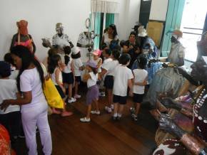 Escola Arco Íris - City Tour Histórico com Roteiro Afro