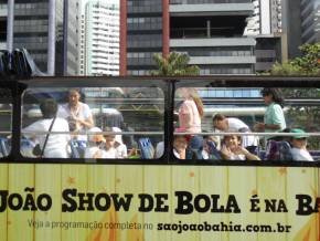 Escola Girassol - Passeio no Salvador Bus - 23/08