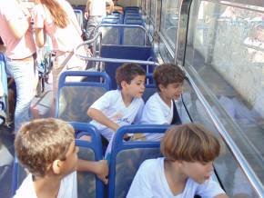 Escola Girassol - Passeio no Salvador Bus - 23/08