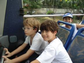 Escola Girassol - Passeio no Salvador Bus - 23/08
