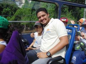 Escola Girassol - Passeio no Salvador Bus - 23/08