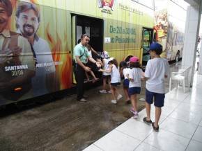 Escola Girassol - Passeio no Salvador Bus - 23/08