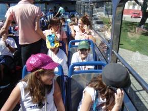 Escola Girassol - Passeio no Salvador Bus - 23/08