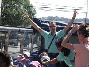 Escola Girassol - Passeio no Salvador Bus - 23/08