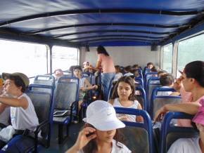 Escola Girassol - Passeio no Salvador Bus - 23/08