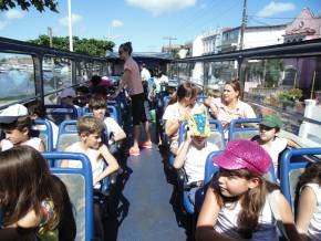 Escola Girassol - Passeio no Salvador Bus - 23/08
