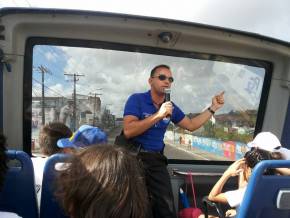 Escolinha Arco Iris - Passeio no Salvador Bus