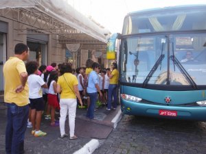 Museu da Coelba - Escola girassol com Luiz Guia Turma 6