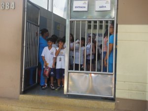 Museu da Coelba - Escola girassol com Luiz Guia Turma 6