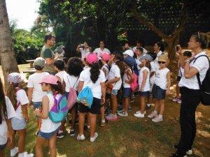 Passeio ao Zoologico com Escola Girassol 120 alunos.