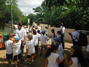 Passeio ao Zoologico com Escola Girassol 120 alunos.