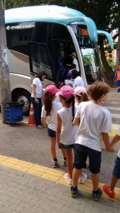 Passeio ao Zoologico com Escola Girassol 120 alunos.
